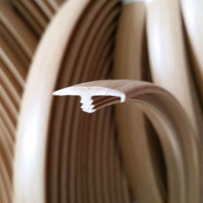 Beech Wood-grain single lipped T-Trim edging - Image 3