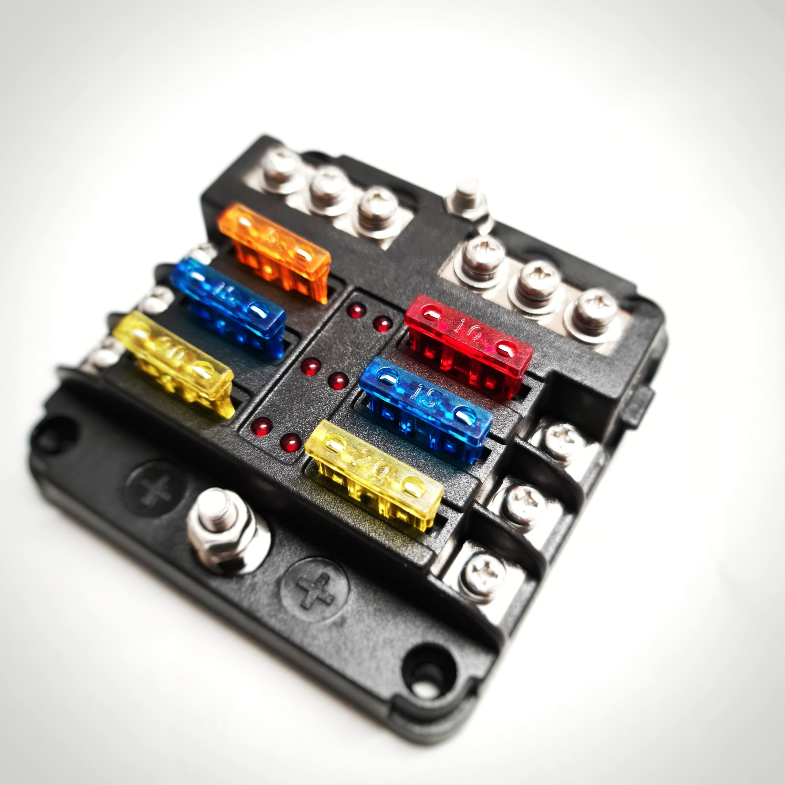 6 way Fuse Holder with Bus Bar