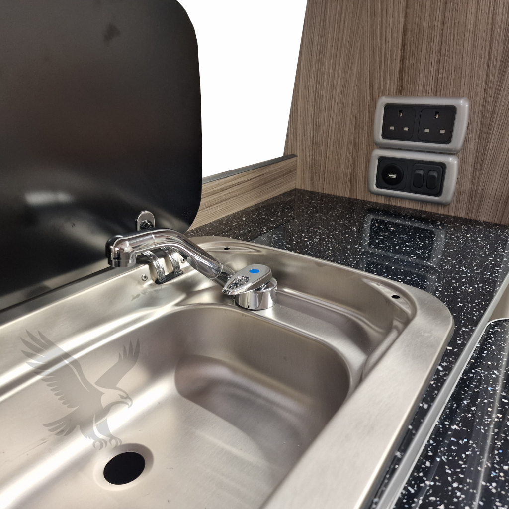VW Transport T5 Kitchen and Wardrobe Pod - Image 7
